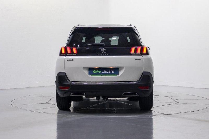 Usado Peugeot 5008 GT-line 180 CV (132 kW) 2019 Blanco SUV