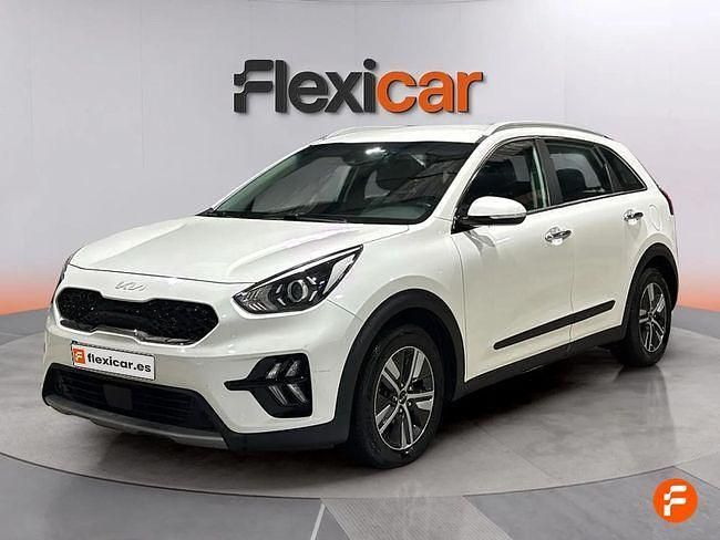 Usado Kia Niro 141 CV (103 kW) 2021 Blanco SUV