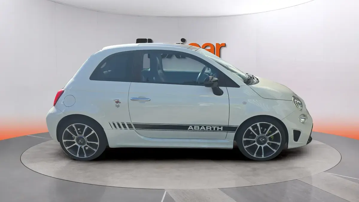 Usado Abarth 595 Turismo 165 CV (121 kW) 2021 Blanco Utilitario