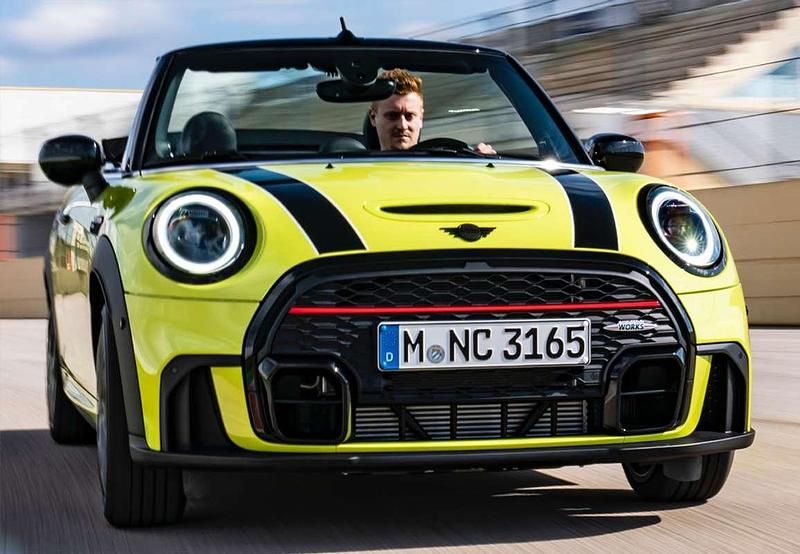 Usado Mini John Cooper Works Cabriolet 231 CV (169 kW) 2023 Verde Descapotable
