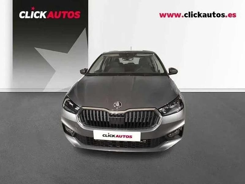 Usado Skoda Fabia Selection 116 CV (85 kW) 2025 Gris Utilitario