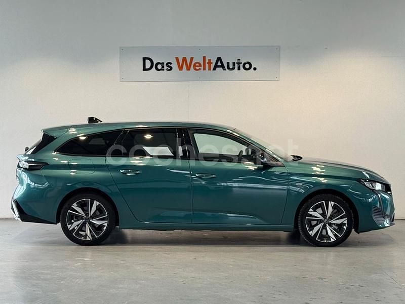 Usado Peugeot 308 SW GT 180 CV (132 kW) 2022 Verde Familiar