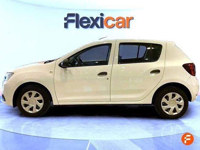 Usado Dacia Sandero Ambiance 73 CV (53 kW) 2018 Blanco Utilitario