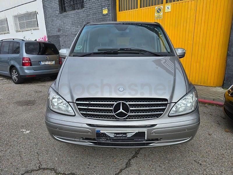Usado Mercedes Viano 150 CV (110 kW) 2010 Beige Monovolumen