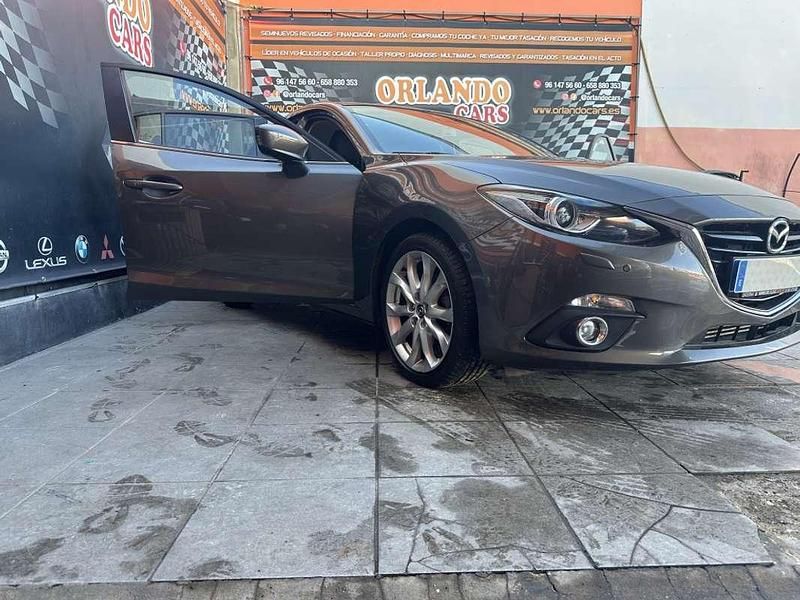 Begagnad Mazda 3 Style 150 HK (110 kW) 2015 Grå Halvkombi