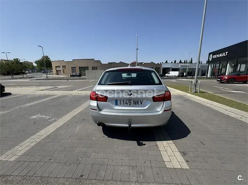 Usado BMW 520 177 CV (130 kW) 2011 Gris / plata Familiar