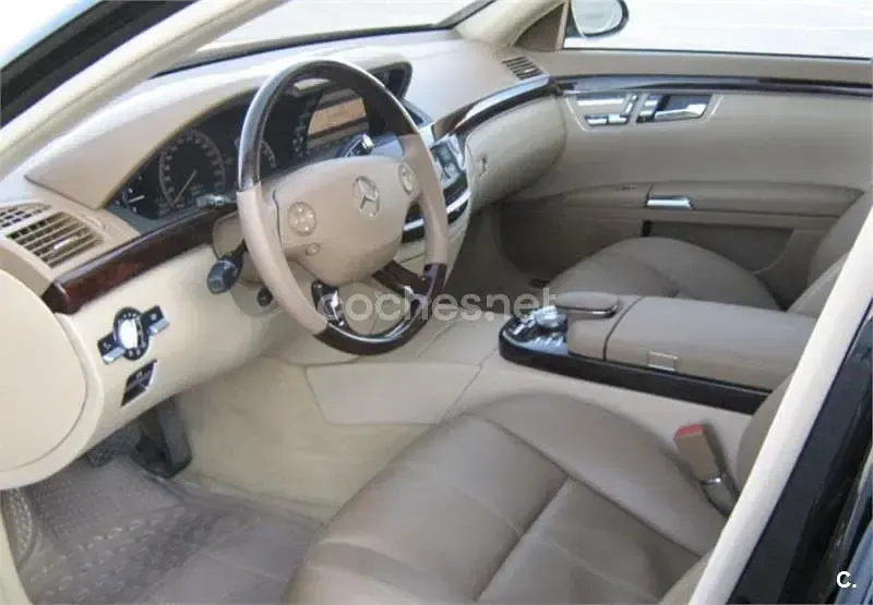 Usado Mercedes S500 306 CV (225 kW) 2006 Negro Berlina