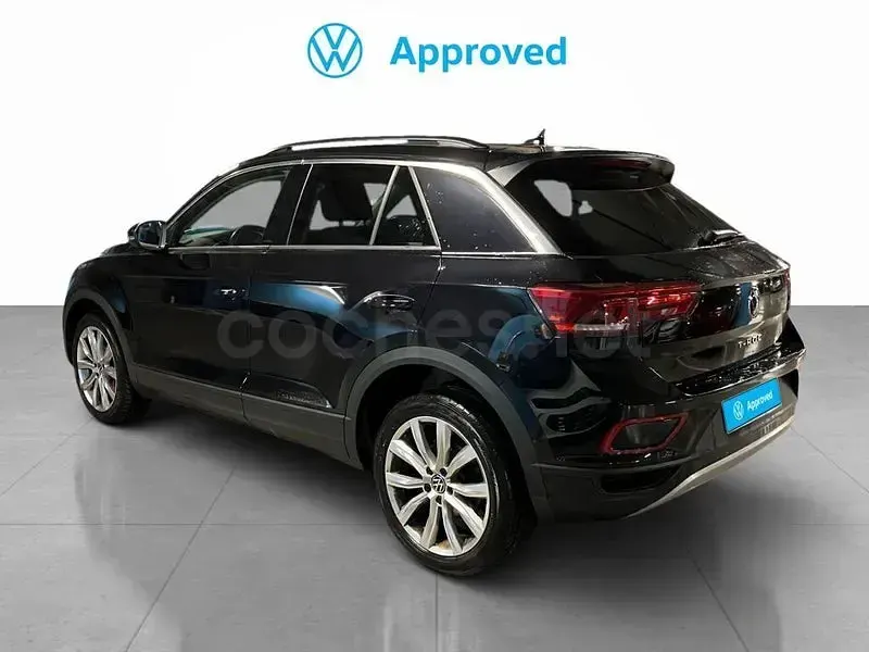 Usado VW T-Roc Life 115 CV (84 kW) 2023 Negro SUV
