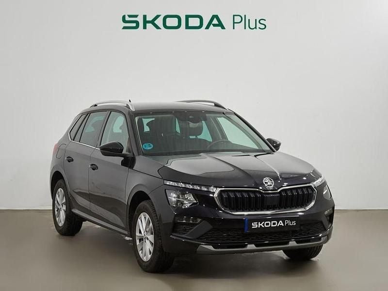 Usado Skoda Kamiq Selection 116 CV (85 kW) 2025 Negro SUV