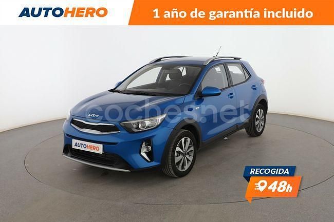 Usado Kia Stonic 84 CV (61 kW) 2022 Azul SUV