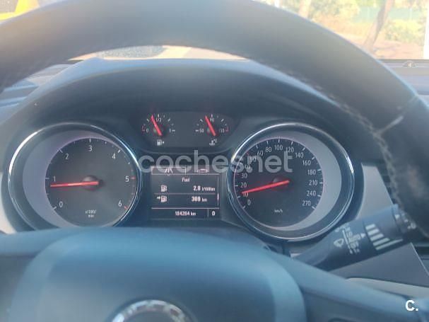 Usado Opel Astra Excellence 136 CV (100 kW) 2017 Negro Familiar