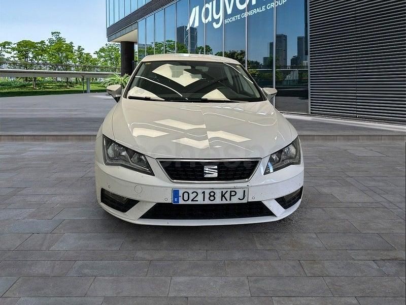 Usado Seat Leon Style 110 CV (80 kW) 2018 Blanco Berlina