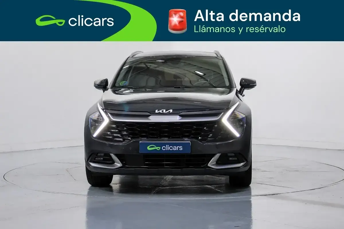 Usado Kia Sportage 230 CV (169 kW) 2022 Gris / plata SUV