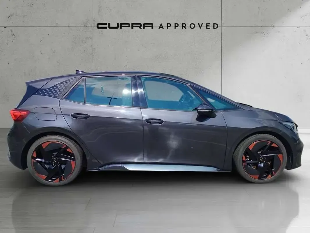 Usado Cupra Born 150 kW (204 CV) 2021 Gris Utilitario