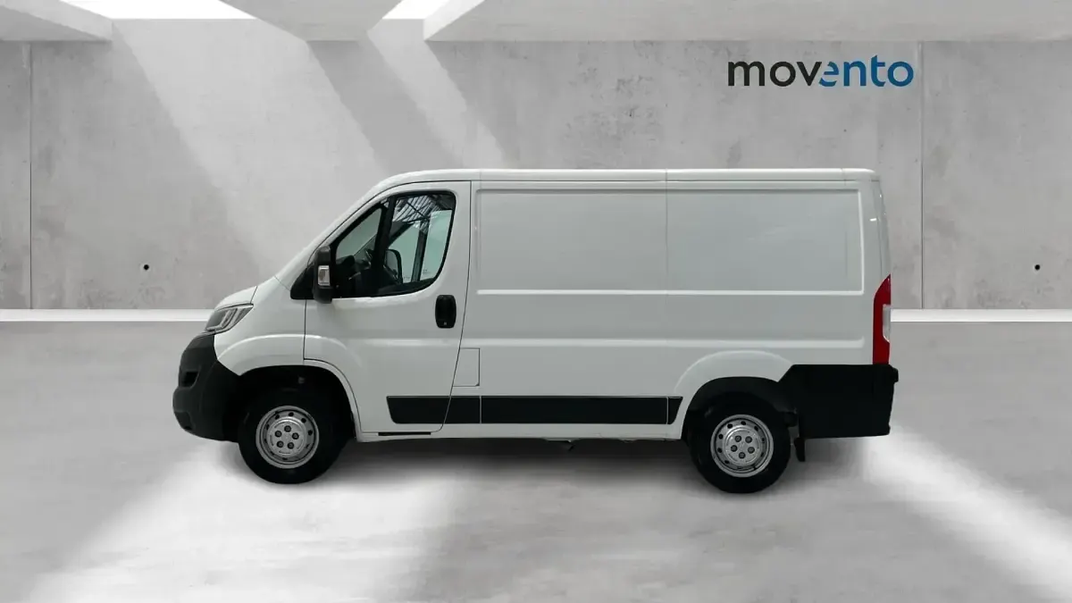 Usado Citroën Jumper 120 CV (88 kW) 2021 Blanco Monovolumen