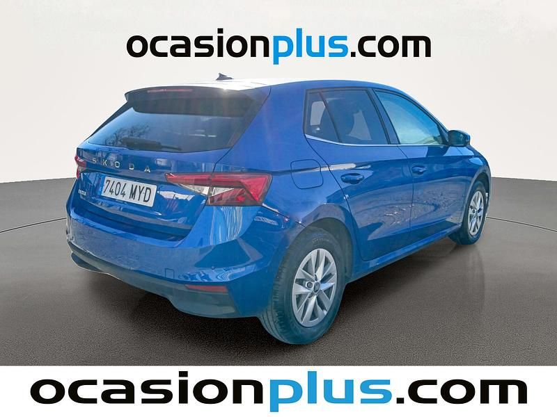 Usado Skoda Fabia Selection 95 CV (69 kW) 2025 Azul Berlina