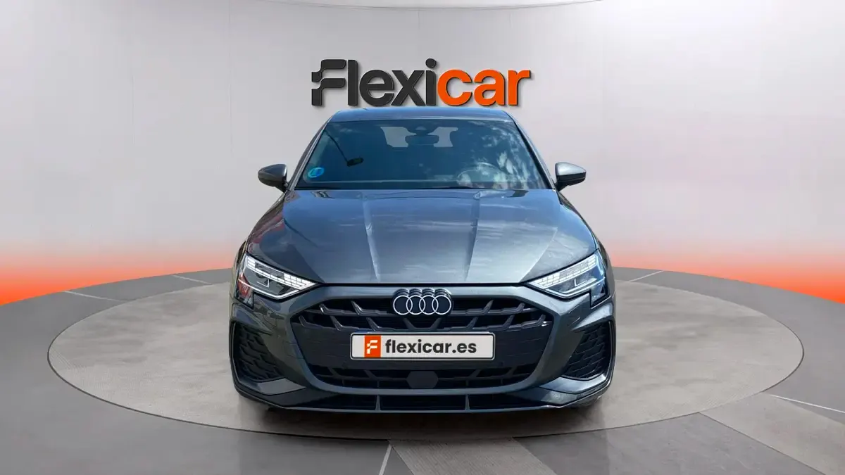 Usado Audi A3 S-Line 150 CV (110 kW) 2025 Gris Berlina