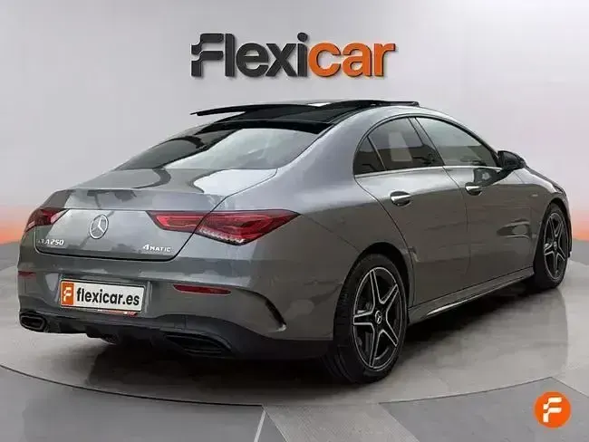Usado Mercedes CLA250 224 CV (164 kW) 2022 Gris Coupe