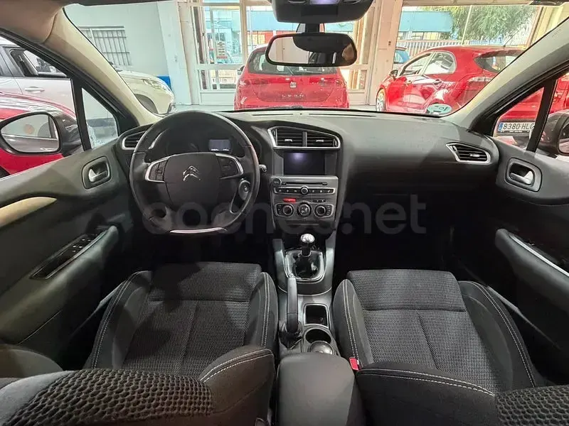 Usado Citroën C4 PureTech 110 CV (80 kW) 2018 Gris / plata Berlina