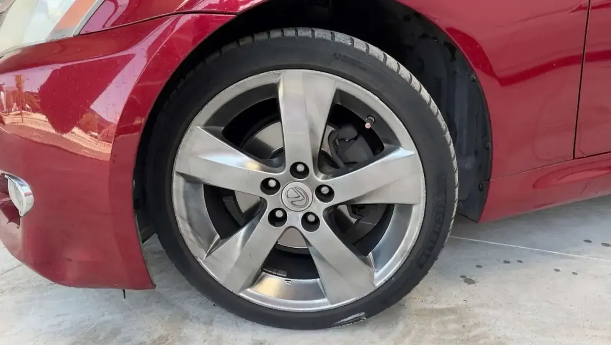 Usado Lexus IS250 Sport Line 208 CV (152 kW) 2009 Rojo Berlina