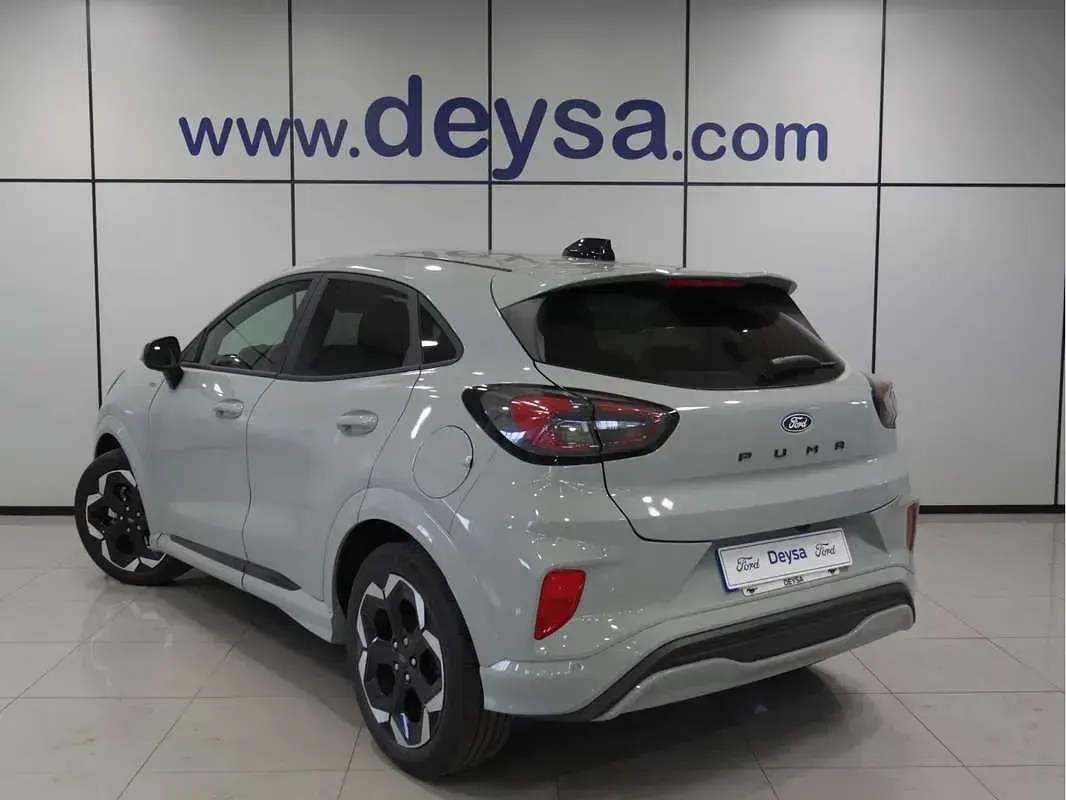 Usado Ford Puma ST-Line X 125 CV (91 kW) 2026 Gris SUV