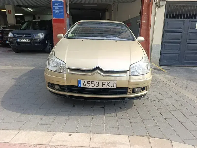 Usado Citroën C5 110 CV (80 kW) 2007 Beige Berlina