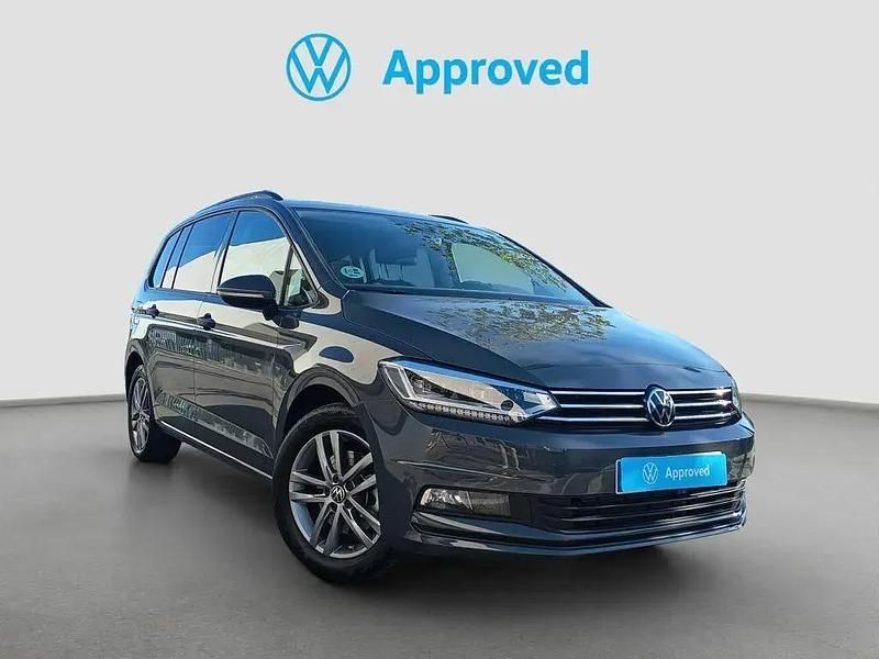 Usado VW Touran 150 CV (110 kW) 2025 Gris Monovolumen