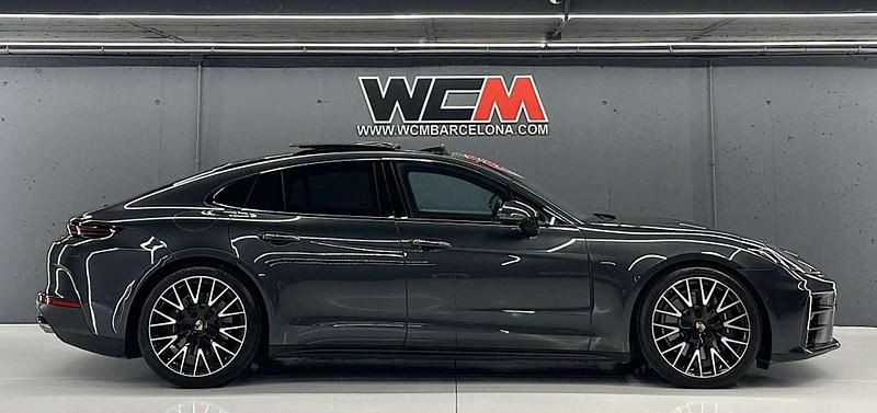 Usado Porsche Panamera 4 470 CV (345 kW) 2025 Gris / plata Berlina