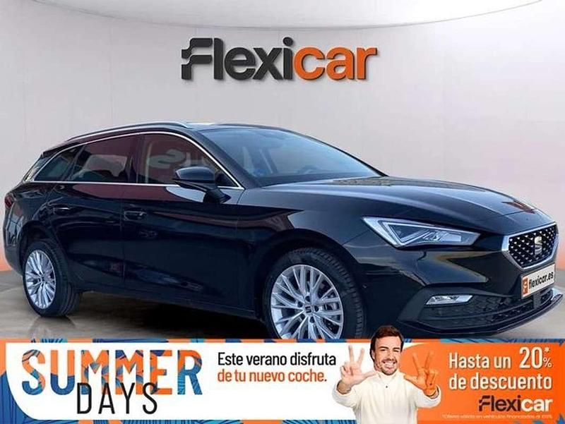 Negro Usado 2022 Seat Leon FR Familiar | 15.990 € (Precio justo) - Imagen 1/4