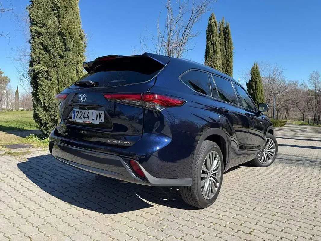 Usado Toyota Highlander Advance 246 CV (180 kW) 2022 Azul SUV