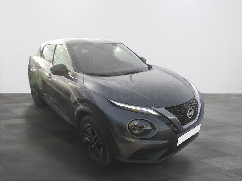 Usado Nissan Juke N-Connecta 114 CV (83 kW) 2025 Gris / plata SUV