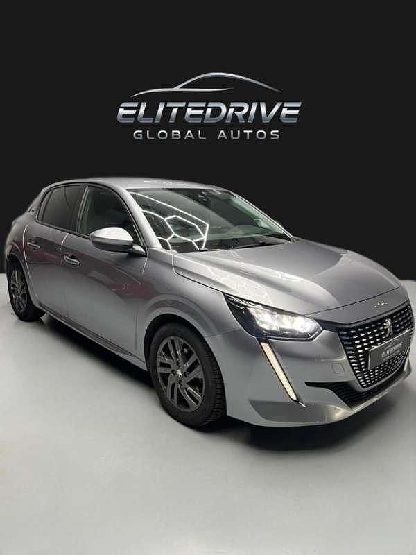 Usado Peugeot 208 Style 75 CV (55 kW) 2021 Gris / plata Utilitario