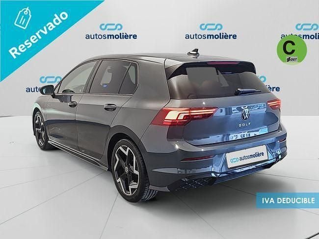 Usado VW Golf VIII R-line 150 CV (110 kW) 2025 Gris / plata Berlina