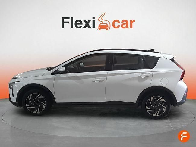 Usado Hyundai Bayon 100 CV (73 kW) 2021 Blanco SUV