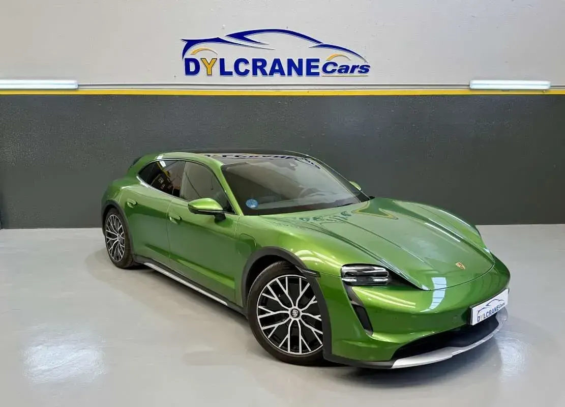 Usado Porsche Taycan Cross Turismo 280 kW (381 CV) 2023 Verde Familiar