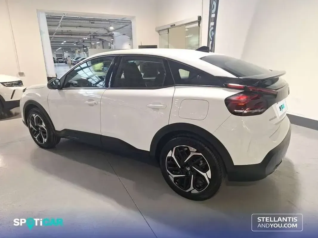 Usado Citroën C4 PureTech 131 CV (96 kW) 2024 Blanco SUV
