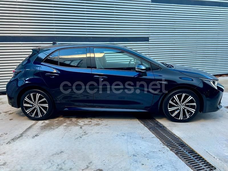 Usado Toyota Corolla Advance 184 CV (135 kW) 2021 Azul Berlina