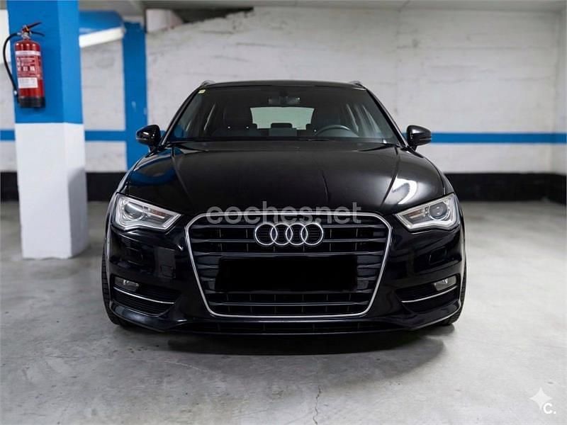 Käytetty Audi A3 150 HP (110 kW) 2016 Musta Sedan