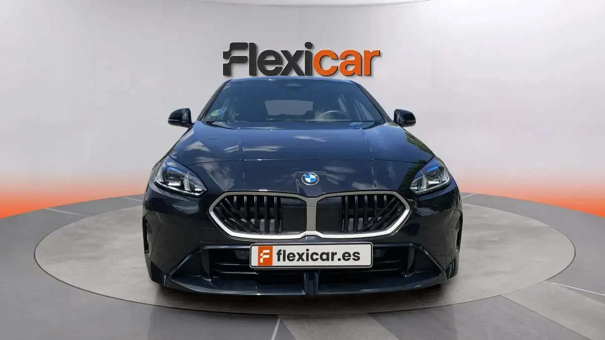 Usado BMW 120 170 CV (125 kW) 2025 Negro Utilitario