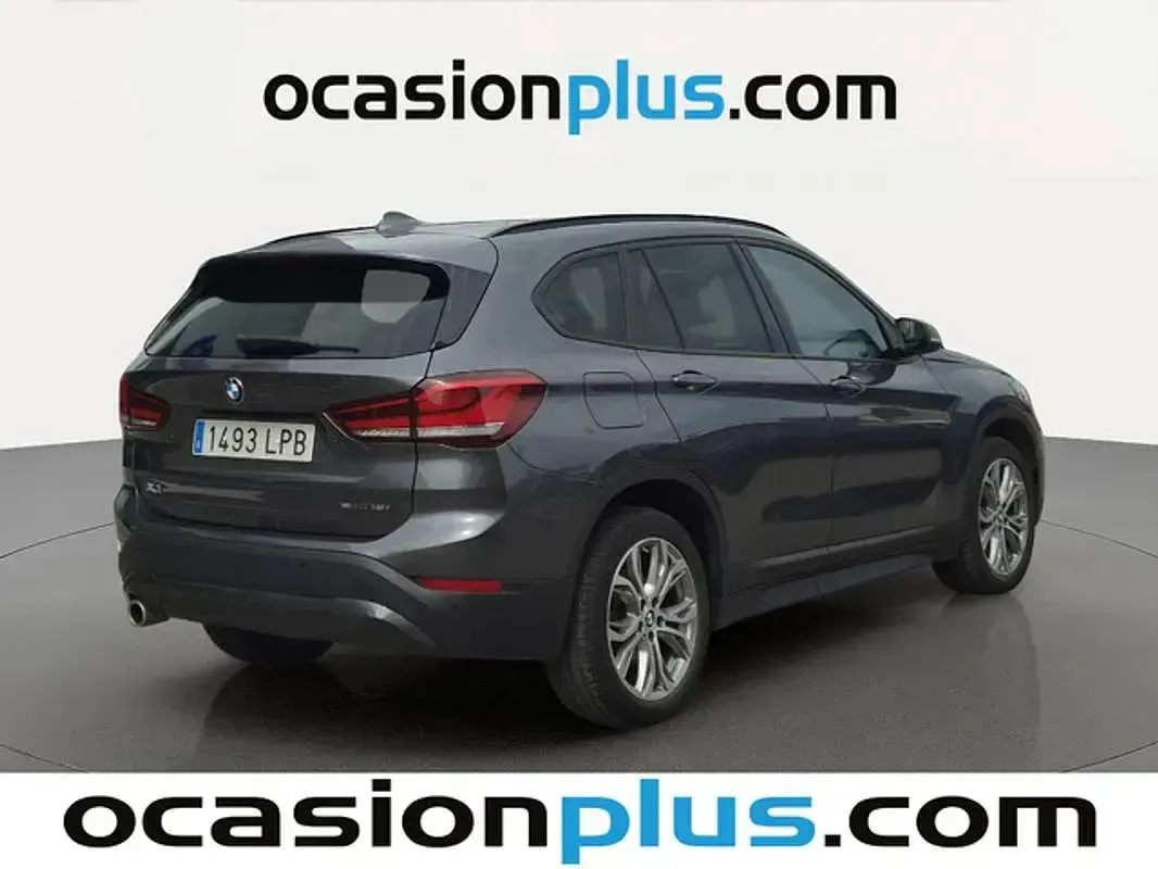 Usado BMW X1 140 CV (102 kW) 2021 Gris SUV