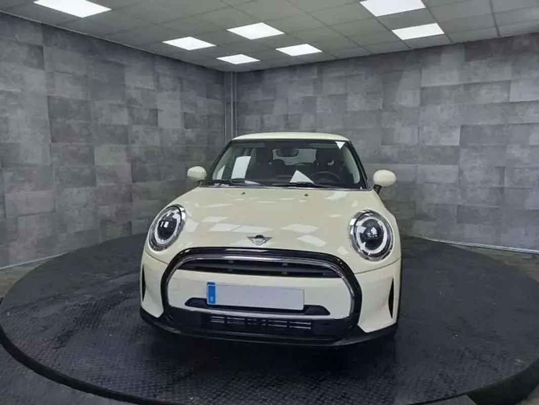 Usado Mini ONE 102 CV (75 kW) 2022 Blanco Utilitario