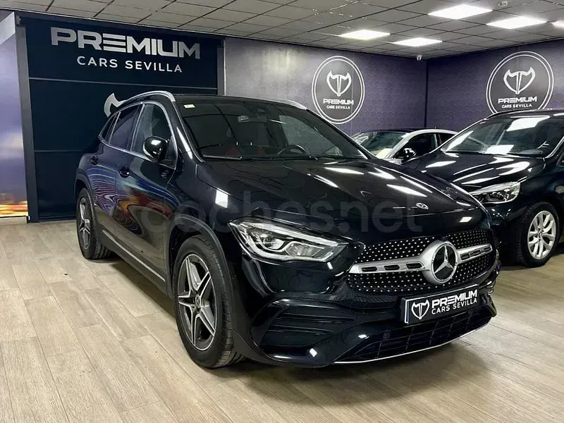 Usado Mercedes GLA200 163 CV (119 kW) 2020 Negro SUV