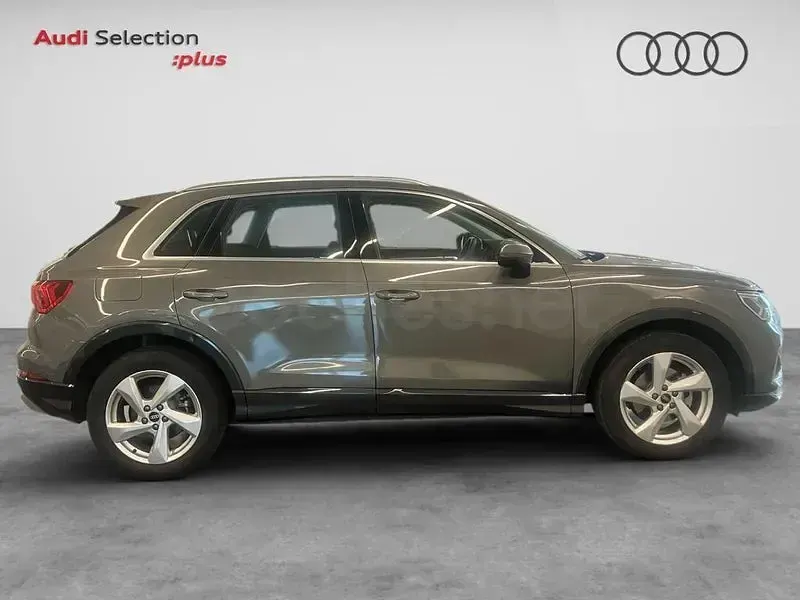 Usado Audi Q3 Advanced Plus 150 CV (110 kW) 2021 Gris / plata SUV