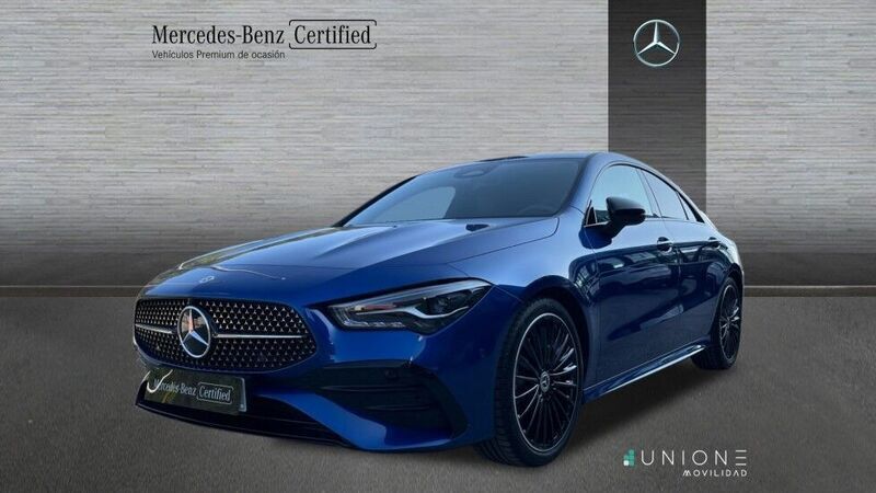Azul Usado 2025 Mercedes CLA220 Berlina | 45.900 € (Caro) - Imagen 1/4