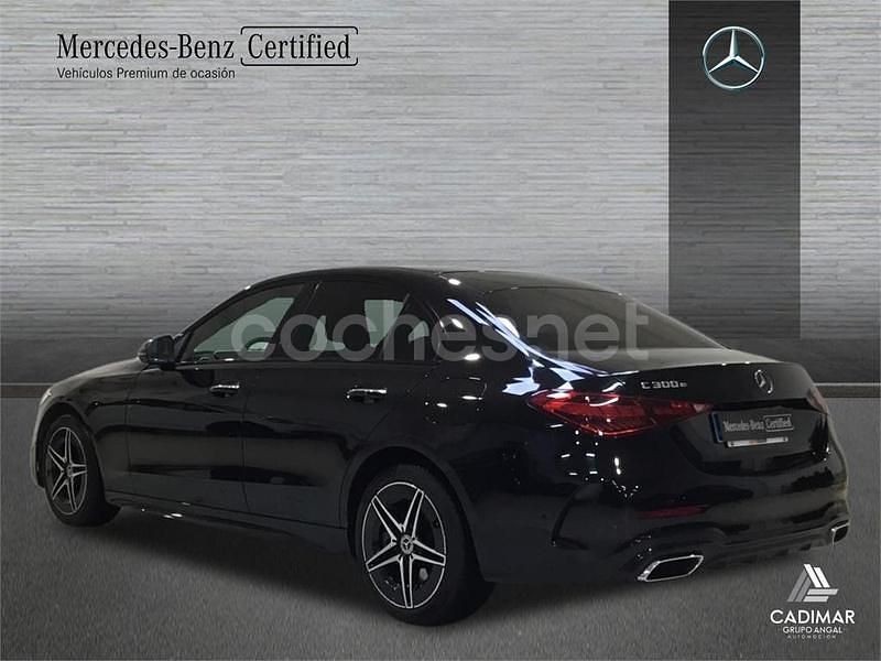 Usado Mercedes C300e 313 CV (230 kW) 2023 Negro Berlina