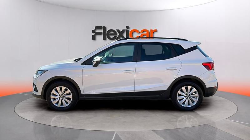 Usado Seat Arona Style 95 CV (69 kW) 2019 Blanco SUV