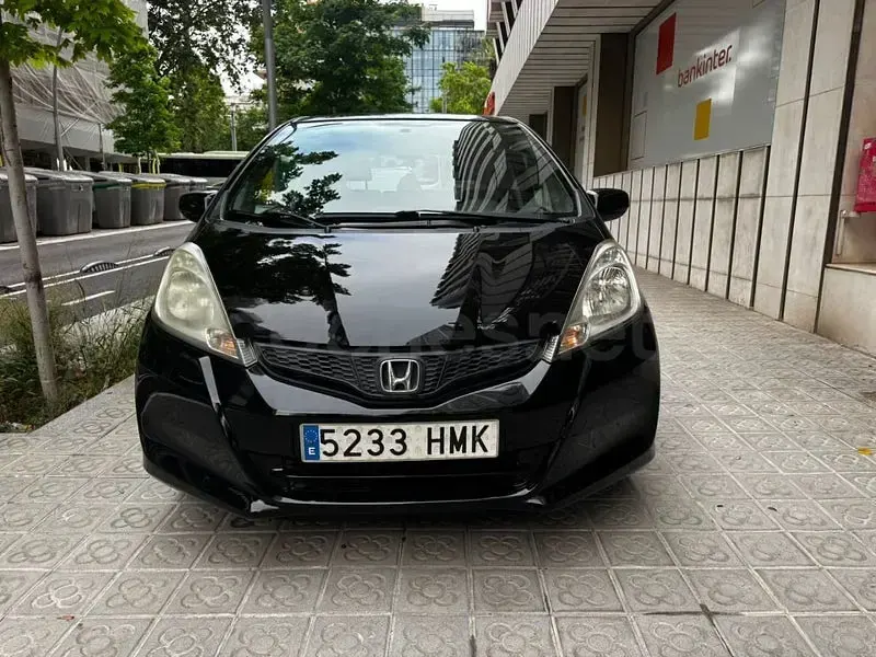 Usado Honda Jazz Trend 90 CV (66 kW) 2012 Negro Utilitario