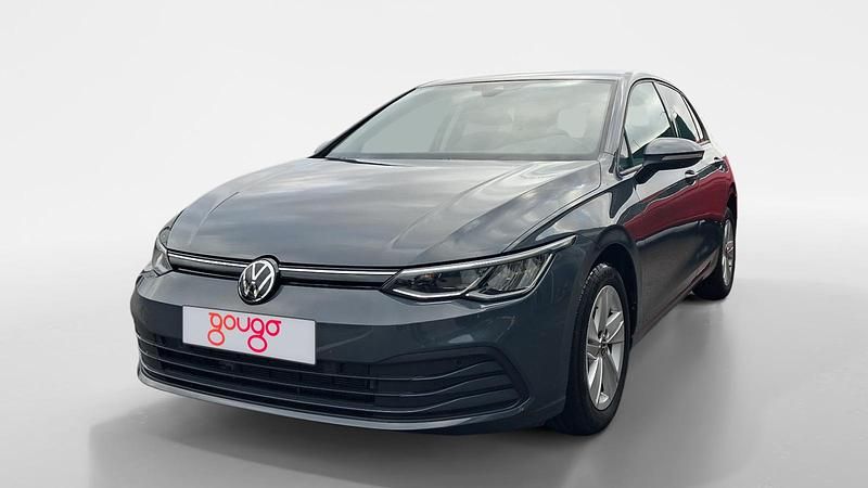 Usado VW Golf VIII Life 115 CV (84 kW) 2023 Gris / plata Berlina