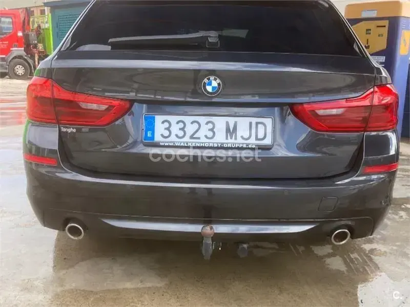 Usado BMW 520 Comfort Edition 190 CV (139 kW) 2018 Negro Familiar