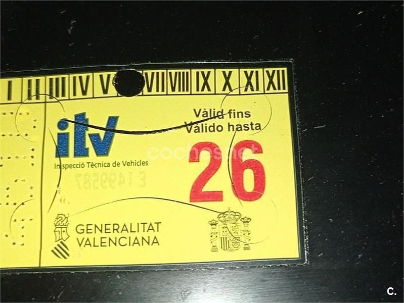 Usado BMW 118 122 CV (89 kW) 2008 Negro Utilitario